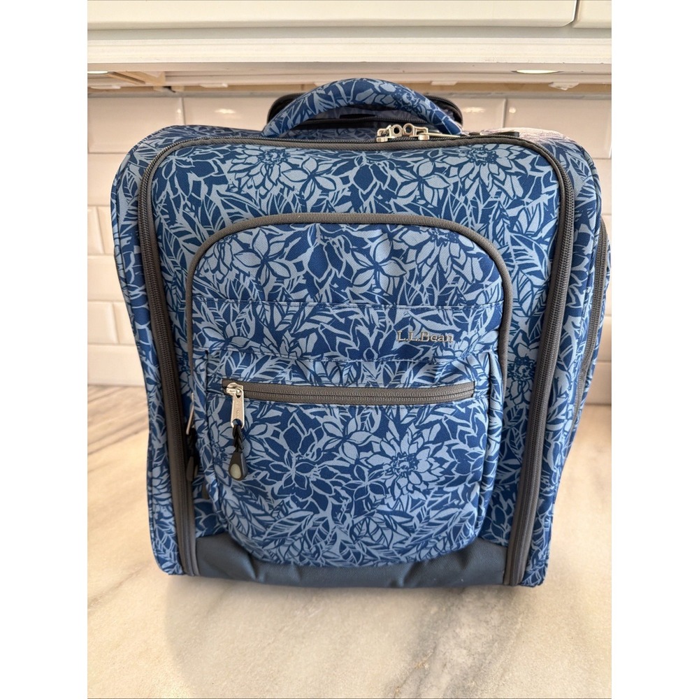 LL Bean Rolling Tote Excellent Condition OLA007